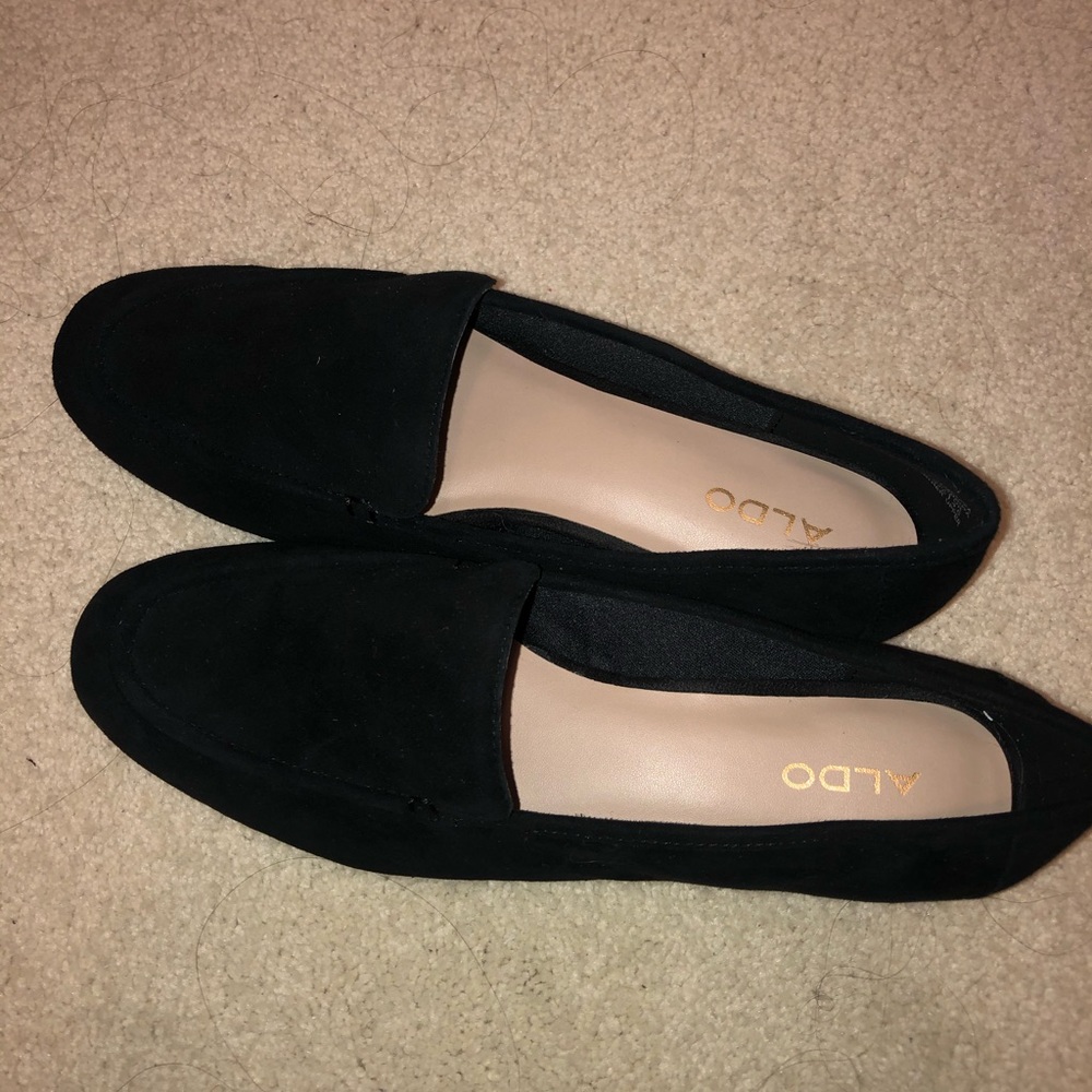 NWT Aldo Black Flats